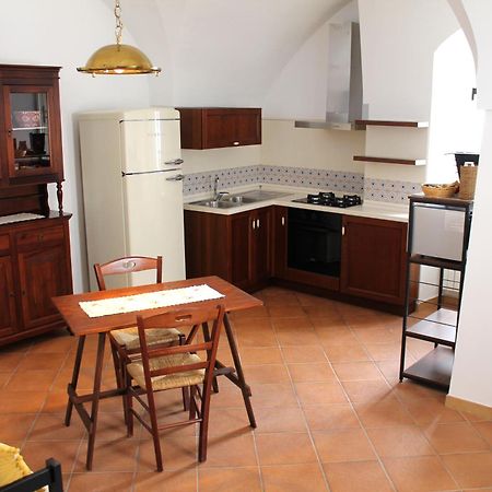 Dimora Il Capitello Villa Чистернино Екстериор снимка